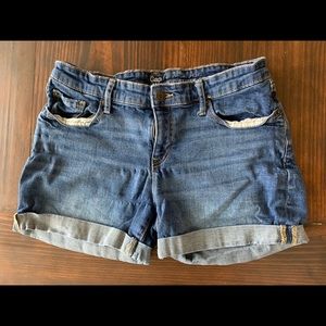 GAP girlfriend shorts